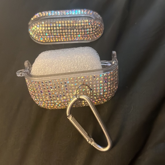 AirPods Pro rhinestone case - Picture 2 of 2